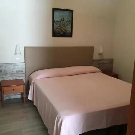Szálloda Splendid Mare Cattolica